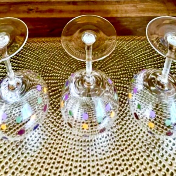 Pampered Chef Dots Collection Wine Glasses ~ 3 Balloon Goblets Discontinued EUC - Picture 8 of 8